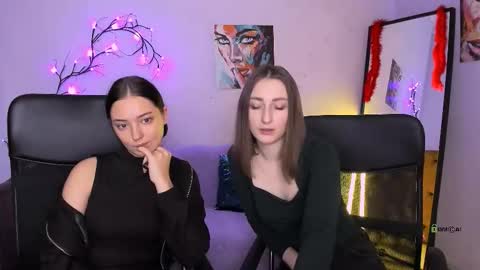 Leona online show from November 20, 2025, 6:57 am