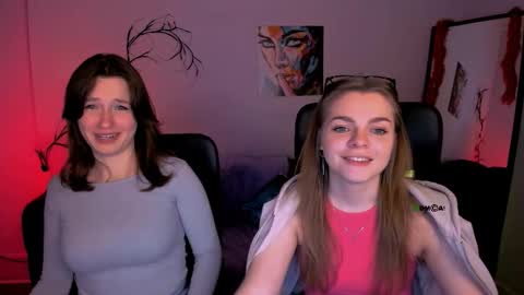 Leona online show from November 21, 2025, 8:40 pm