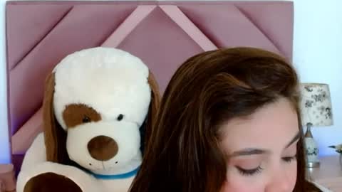 Snapshot of leonacutecam chatting on July 29, 2026, 8:29 pm LUCY online show from July 29, 2026, 8:29 pm