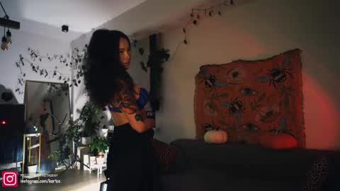 Leo online show from September 20, 2025, 11:06 pm