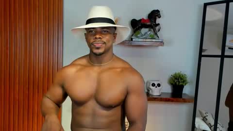 Leandro jones online show from September 17, 2025, 12:01 am