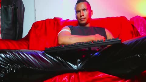 Lenardo jaramillo online show from January 19, 2025, 12:06 pm