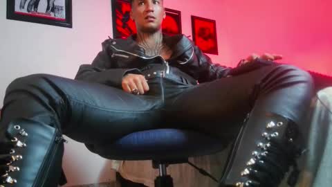 Lenardo jaramillo online show from January 5, 2026, 5:27 pm