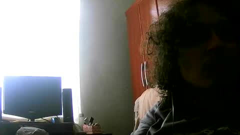 leonnxv online show from November 2, 2025, 12:29 pm