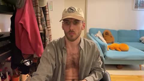 Leon online show from February 5, 2026, 12:10 pm