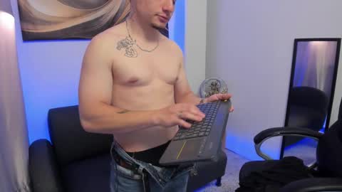 Leo  online show from February 14, 2026, 4:42 am