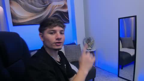 Leo  online show from March 4, 2026, 3:56 am