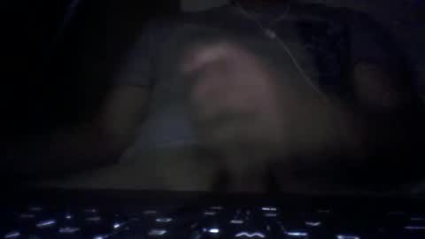 leoonel_95 online show from October 9, 2025, 6:22 am