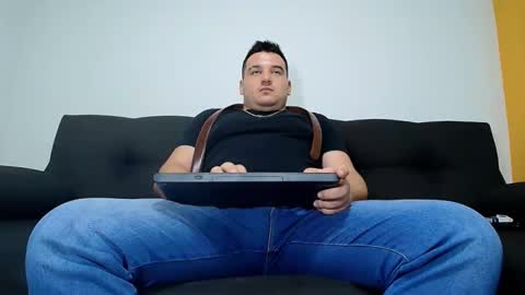 Snapshot of leoreem_ chatting on November 6, 2025, 1:06 am leoreem_ online show from November 6, 2025, 1:06 am