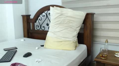 Leo online show from November 28, 2025, 10:56 pm