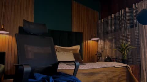 Leo Salvatore online show from February 18, 2025, 3:42 am