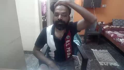 Snapshot of leosbroad chatting on December 8, 2024, 9:13 am Leo online show from December 8, 2024, 9:13 am