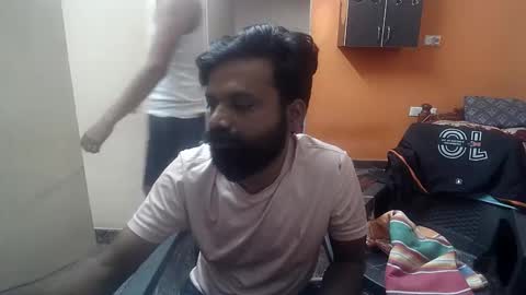 Snapshot of leosbroad chatting on December 29, 2024, 6:35 am Leo online show from December 29, 2024, 6:35 am