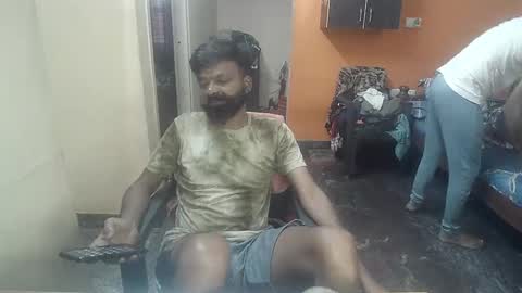 Snapshot of leosbroad chatting on February 20, 2025, 7:01 am Leo online show from February 20, 2025, 7:01 am