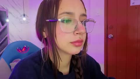 Snapshot of leri_rose_ chatting on May 5, 2026, 11:40 am online show from May 5, 2026, 11:40 am