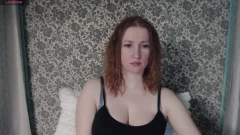 LesanaMagic online show from February 19, 2025, 8:31 pm