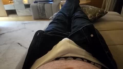 Chaton online show from May 10, 2026, 1:44 am