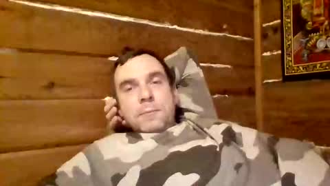 Snapshot of leskator9 chatting on April 2, 2026, 1:03 am leskator9 online show from April 2, 2026, 1:03 am