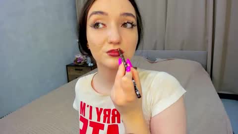 Lesley online show from November 20, 2025, 4:34 am