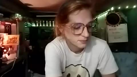 LesleyGumGrass- The Boring Trans girl online show from November 18, 2025, 11:59 pm