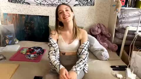 Sia online show from October 31, 2025, 8:04 am