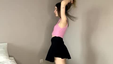 Sia online show from November 16, 2025, 11:27 am