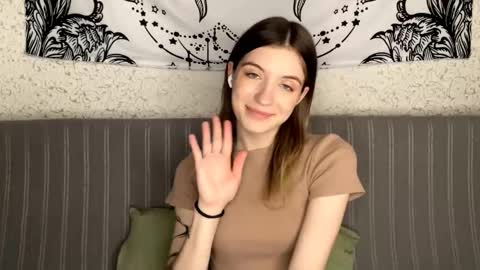 Sia online show from November 18, 2025, 11:14 am