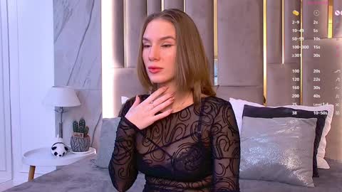 Snapshot of lesliemines chatting on January 20, 2025, 6:10 am Leslie online show from January 20, 2025, 6:10 am