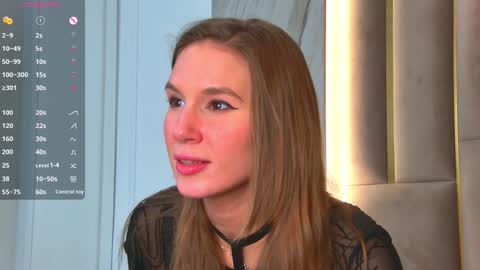 Snapshot of lesliemines chatting on January 29, 2025, 12:45 pm Leslie online show from January 29, 2025, 12:45 pm