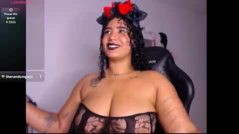 lesly online show from October 30, 2025, 2:13 am