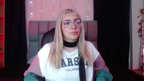 Less  online show from March 3, 2025, 11:33 am