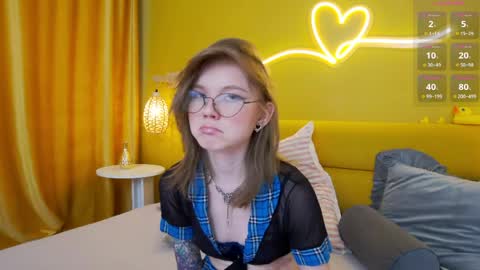 Lessy online show from March 30, 2026, 3:07 am