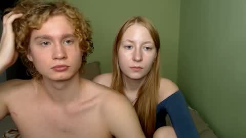 Alisa  Jhony online show from October 19, 2025, 9:54 am