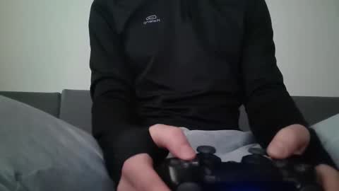 neoglo online show from February 15, 2025, 10:55 am