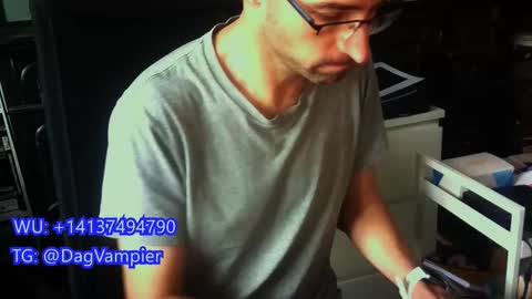 Vampiro Diurno online show from December 1, 2025, 12:54 pm