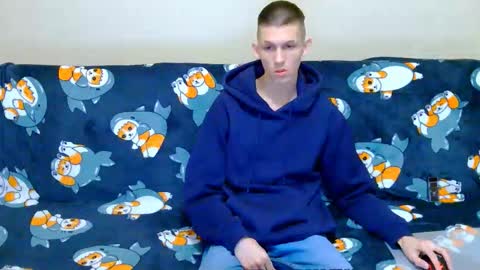 lester_broo online show from October 3, 2025, 10:07 pm