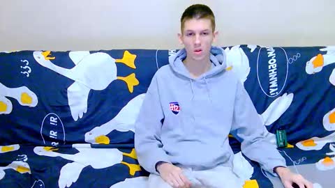 Snapshot of lester_broo chatting on January 11, 2026, 4:39 am lester_broo online show from January 11, 2026, 4:39 am