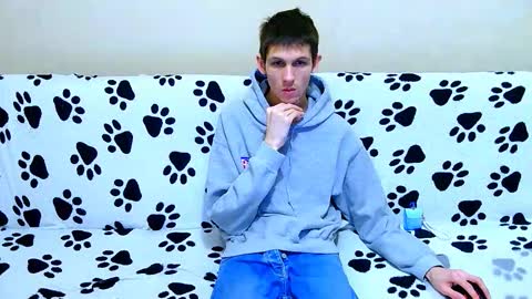 Snapshot of lester_broo chatting on February 23, 2026, 6:05 pm lester_broo online show from February 23, 2026, 6:05 pm