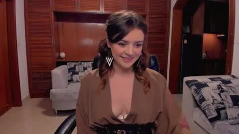 lesya krutalevich online show from June 18, 2026, 11:42 pm