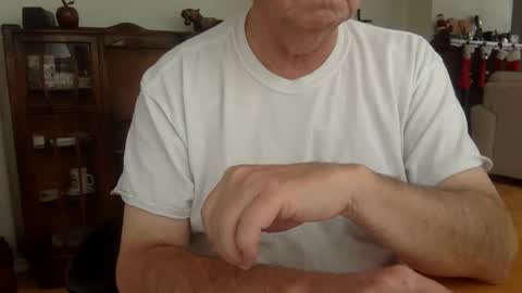 letscum2gether0 online show from December 10, 2024, 2:06 pm