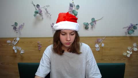 letty_curly online show from December 12, 2024, 9:15 pm