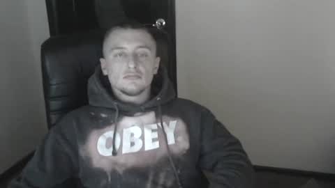 lev1ngston online show from January 30, 2025, 2:27 am