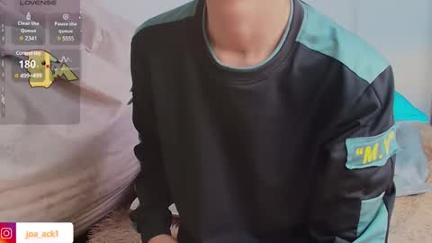 Levi  online show from February 23, 2025, 3:08 pm