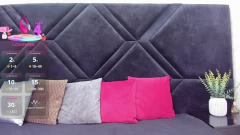 lexa online show from April 21, 2026, 6:55 pm