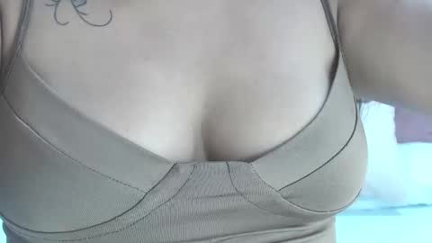 Gabrielle online show from February 20, 2025, 2:46 pm