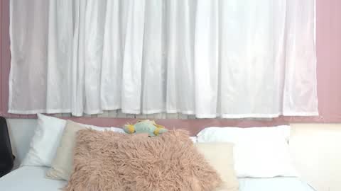 Gabrielle online show from November 16, 2025, 10:54 am