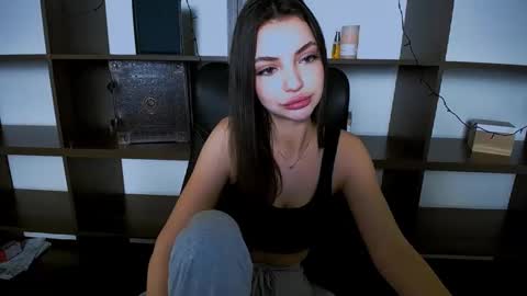 Alexia online show from January 18, 2025, 5:37 pm