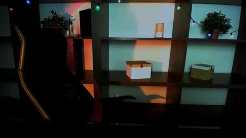 Alexia online show from March 8, 2025, 3:56 pm