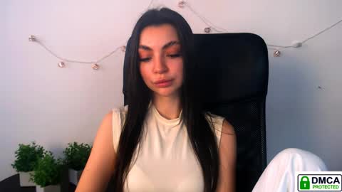 Alexia online show from April 18, 2026, 12:09 pm