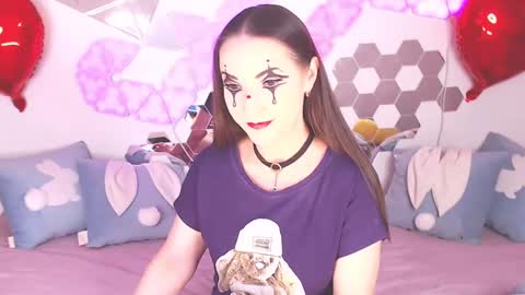 Alexia online show from March 7, 2025, 9:07 am